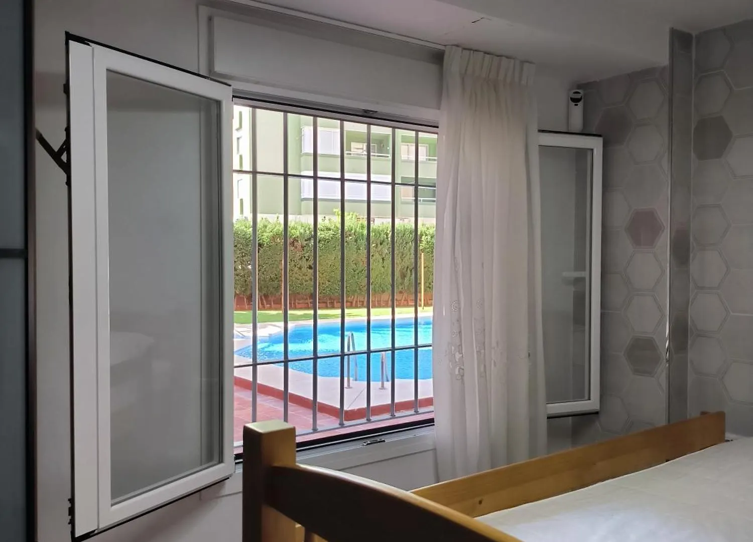 Fuengirola Beach And Holidays Apartment